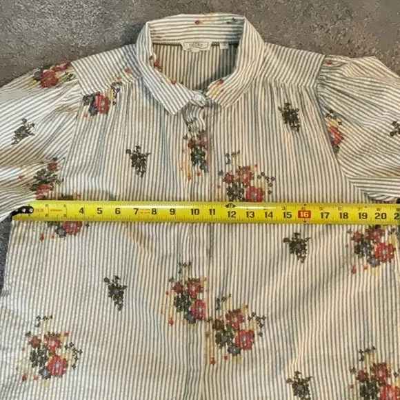 Fat Face UK seersucker blouse - Picture 8 of 9